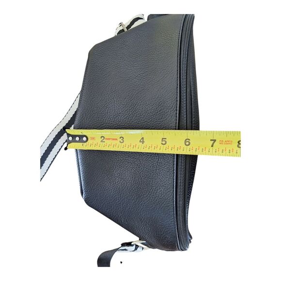 Ulta Beauty Black Sling Bag Crossbody NWT Striped Strap Pebbled Vegan Leather - Picture 10 of 10